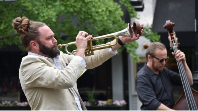Live music in Ann Arbor.