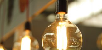 A photo of a lightbulb.