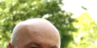 Author Loren D. Estleman headshot