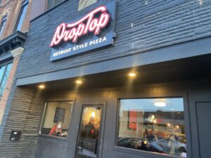 Exterior of Droptop Pizza.