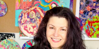 Hava Gurevich at work. The photo was provided by the artist.