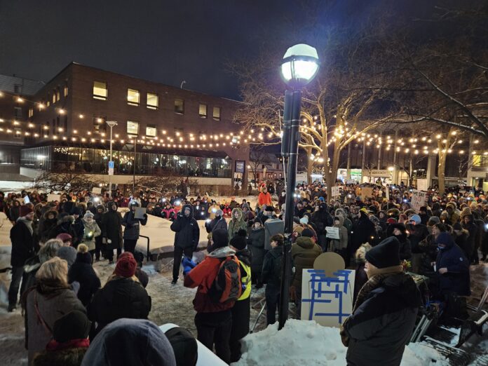 Hundreds of people jammed into Liberty Plaza to remember Alex Pretti on January 26, 2026. Photo by Drew Saunders.