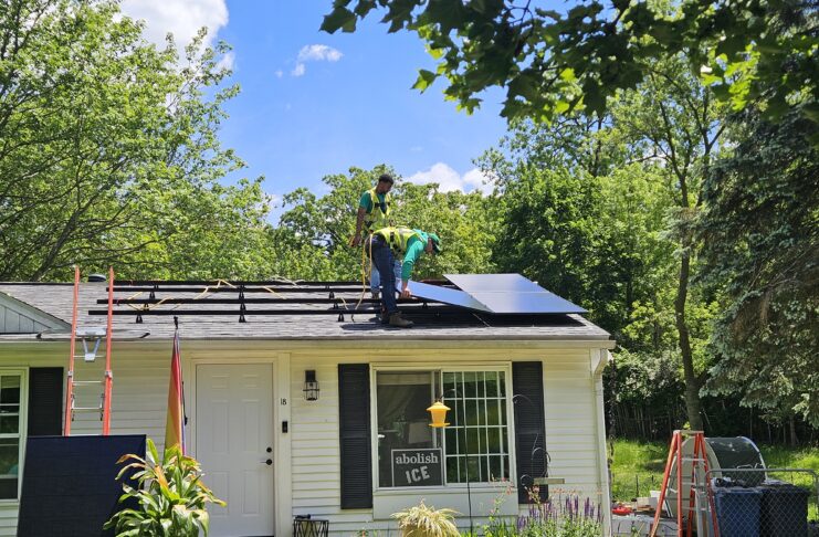 Ann Arborites Watch Solar Panel Installation Installation of solar panels for A2's SEU program. Photo by Drew Saunders.